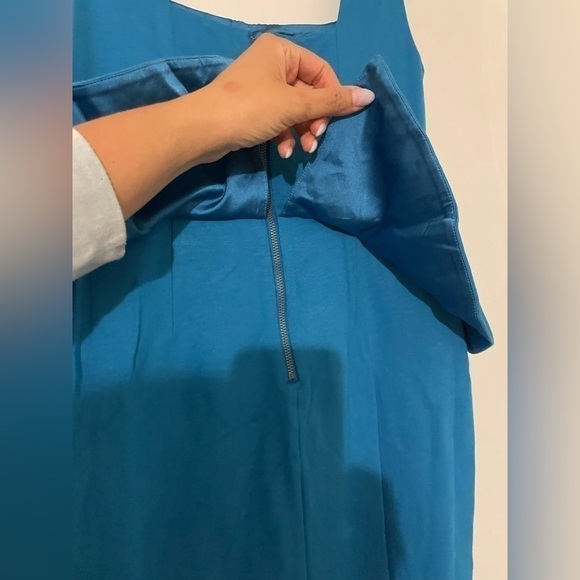 Alice + Olivia Teal Blue Peplum Dress Size 6 - Picture 5 of 12